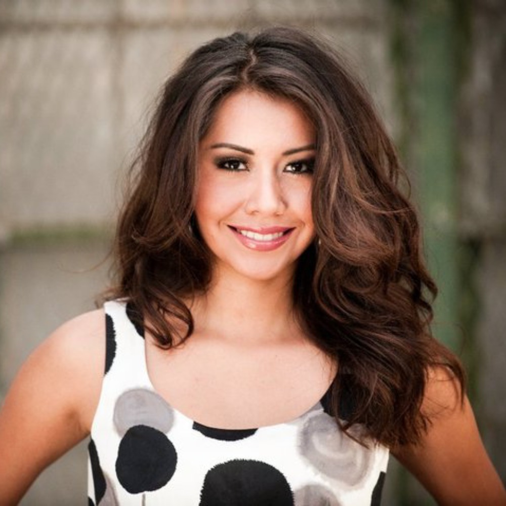 Meet your Posher, Selena
